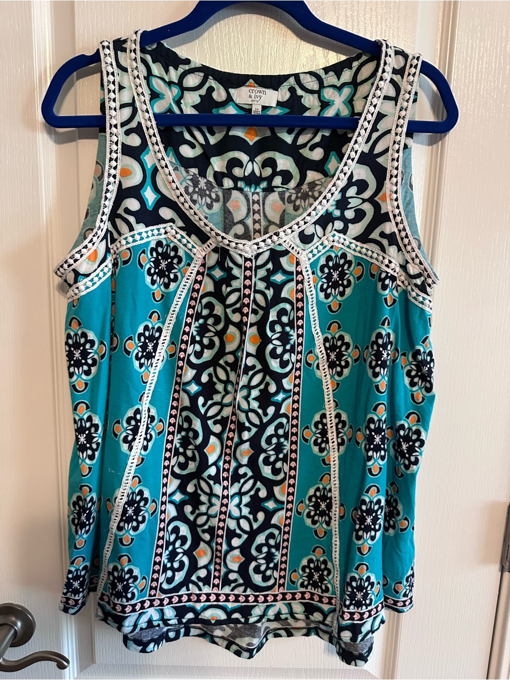 crown & ivy Turquoise Black & White Patterned Sleeveless Tank